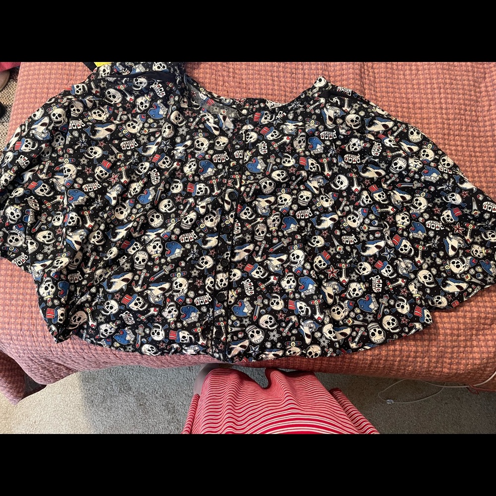 Hell Bunny - skull skirt